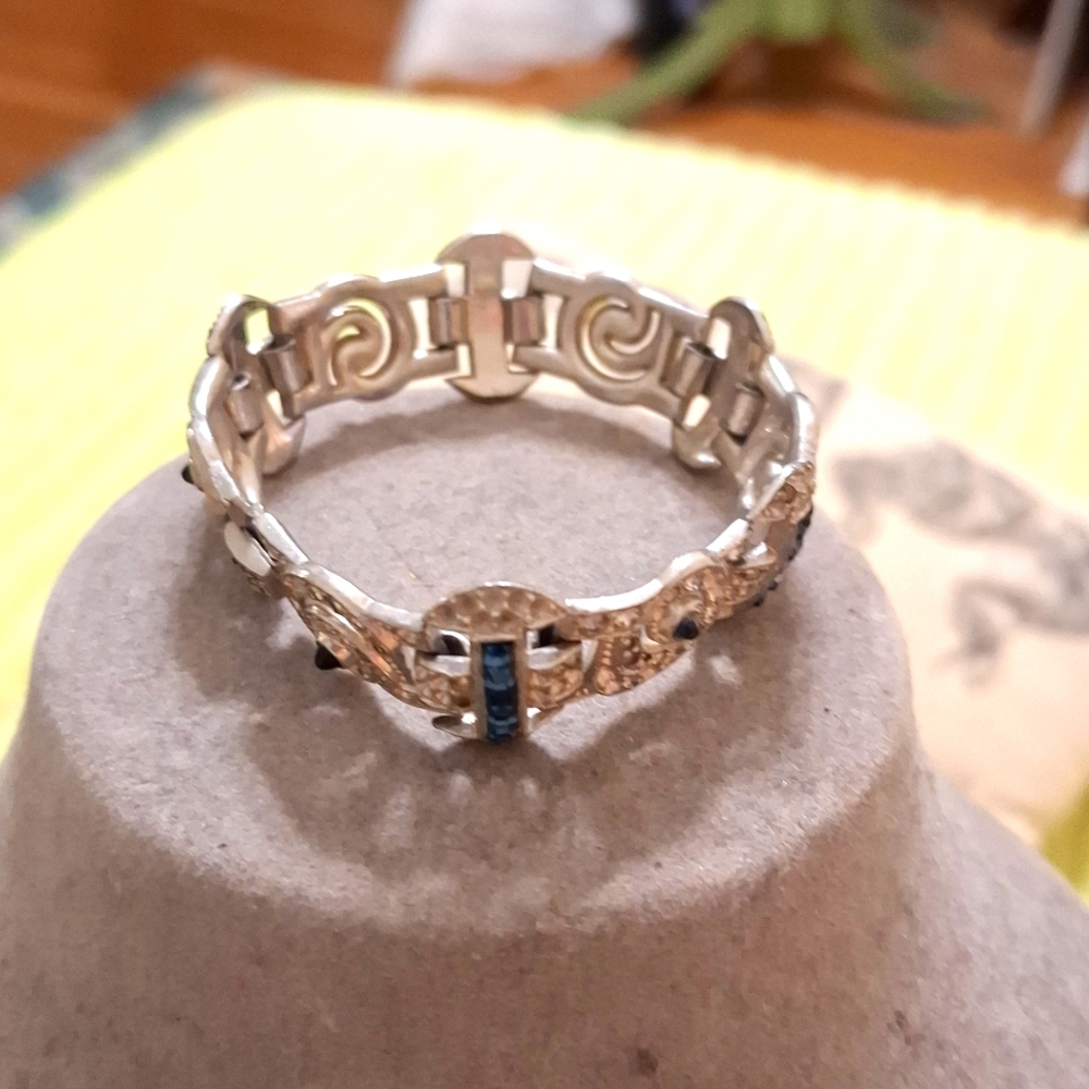 1930's vintage art deco link bracelet. Clear rhinestones, Colbert blue stones